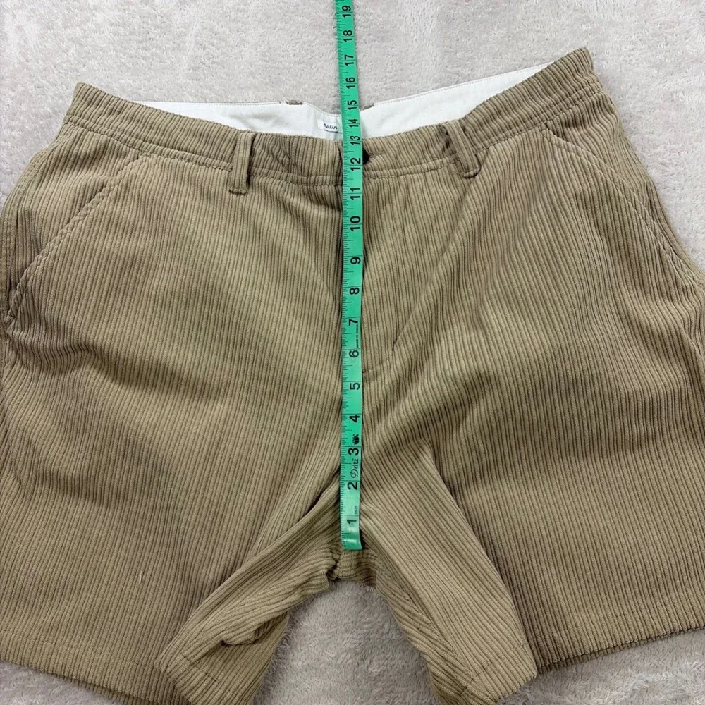 Katin corduroy shorts